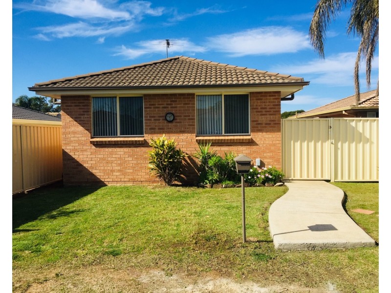 4A Kalambo Place, St Clair NSW 2759