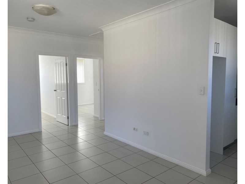 4A Kalambo Place, St Clair NSW 2759