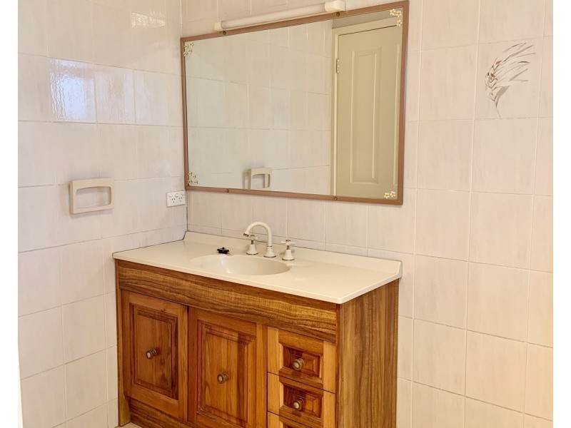 35 Hume Crescent, Werrington County NSW 2747