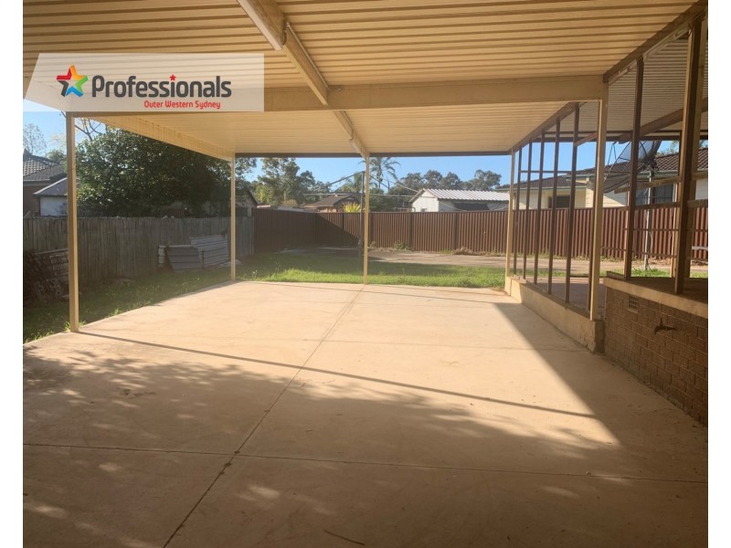 9 Arnhem Place, Willmot NSW 2770