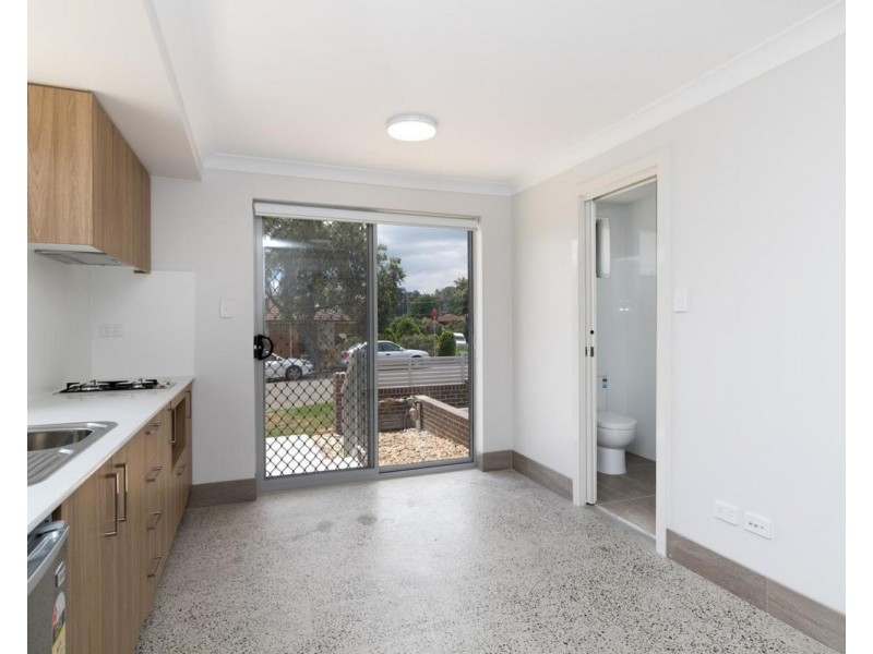 9/2 Edward Street, Kingswood NSW 2747
