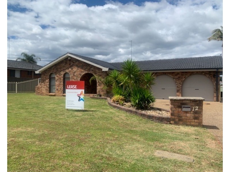 12 Kemerton Street, St Clair NSW 2759