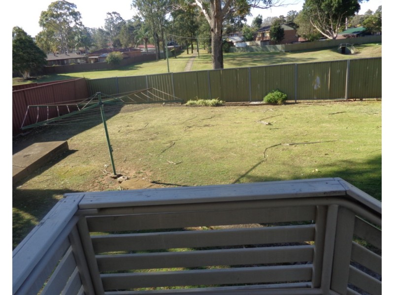 16 Parkes Crescent, Blackett NSW 2770