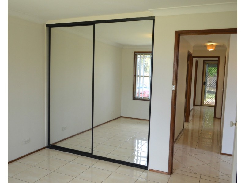 7 Henley Grove, St Clair NSW 2759