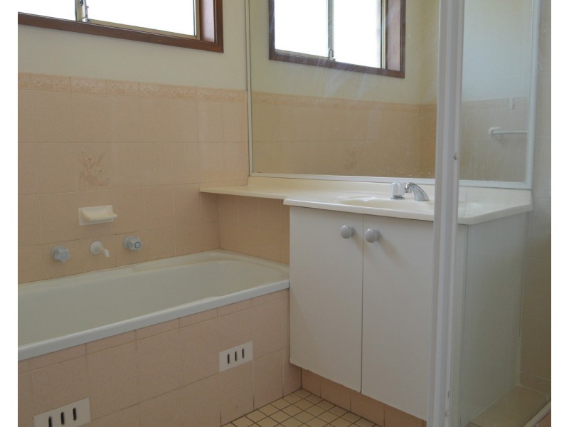 7 Henley Grove, St Clair NSW 2759