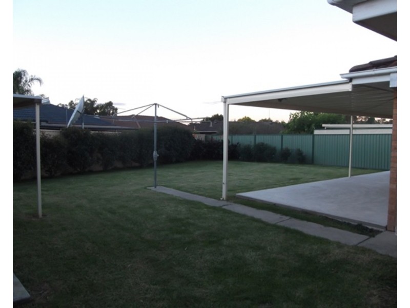 12 Cody Place, Oakhurst NSW 2761