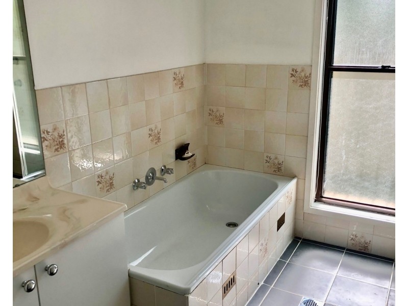 2 Lewis Street, Silverdale NSW 2752