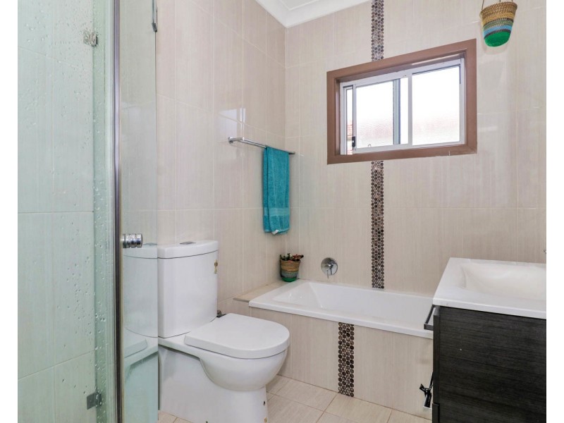 31 Debrincat Avenue, North St Marys NSW 2760