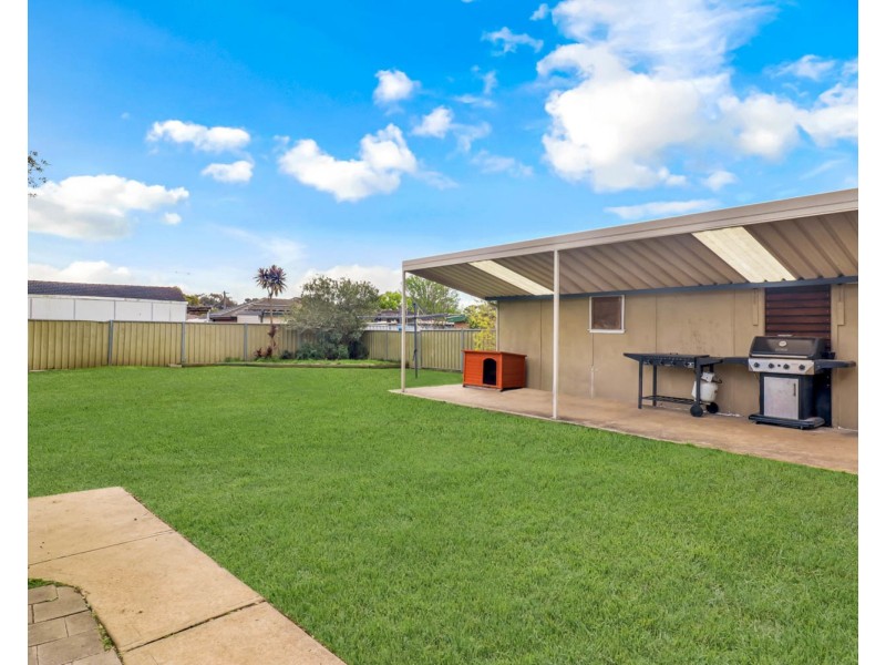 31 Debrincat Avenue, North St Marys NSW 2760