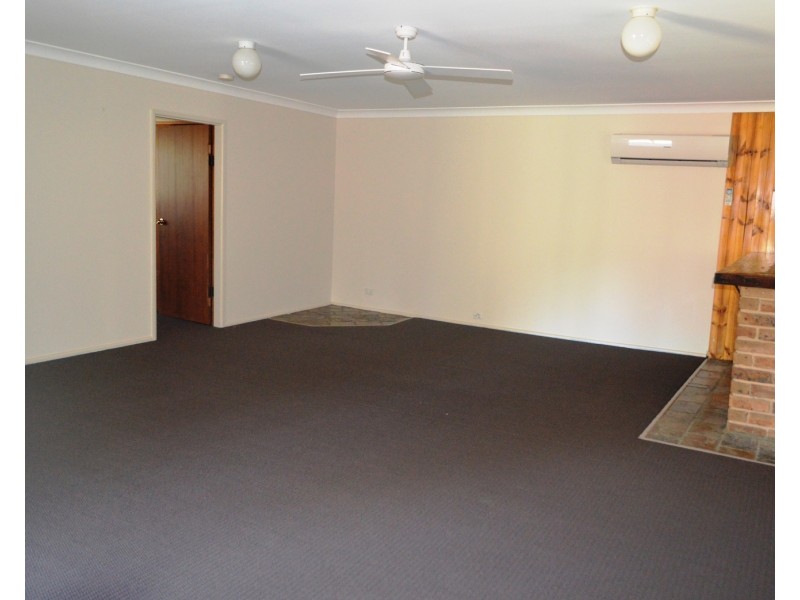 32 Findley Street, Bringelly NSW 2556