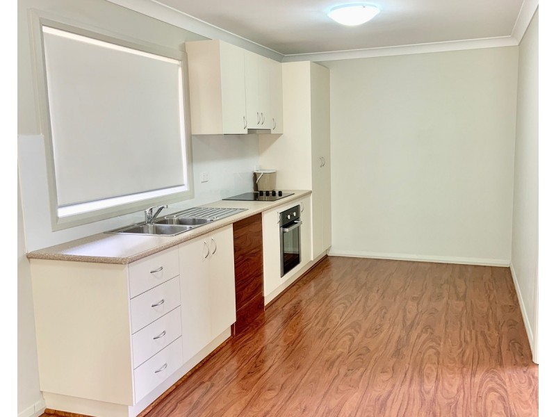 32B William Howell Drive, Glenmore Park NSW 2745