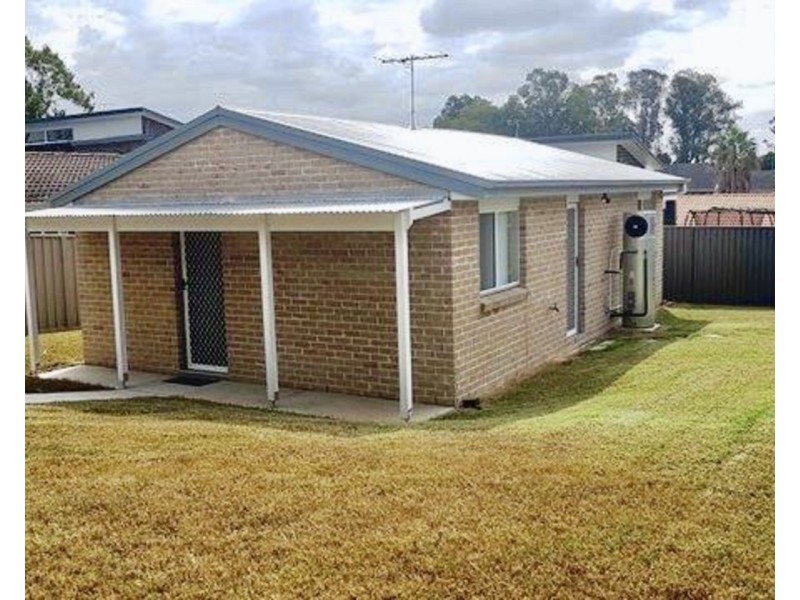 32B William Howell Drive, Glenmore Park NSW 2745