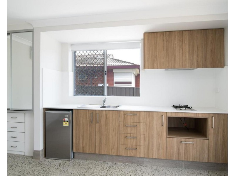 6/2 Edward Street, Kingswood NSW 2747