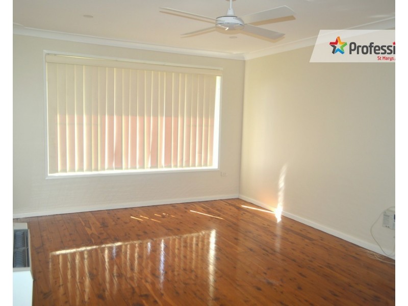 23 shaw Street, Cambridge Park NSW 2747