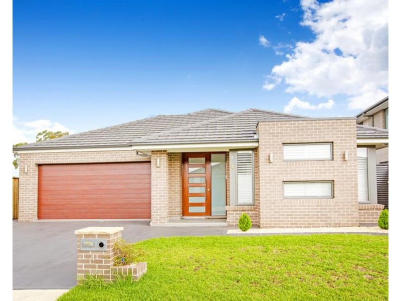 4 Mary Wade Place, Carnes Hill NSW 2171