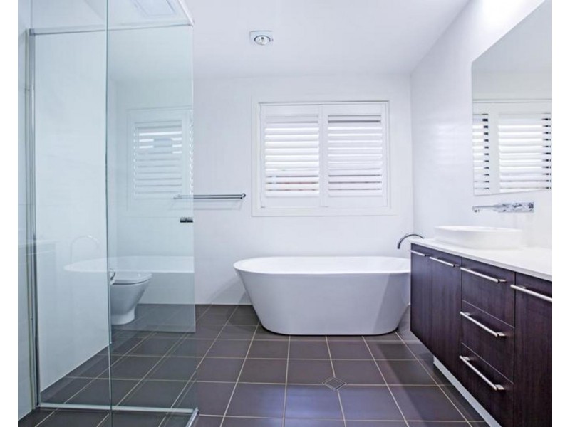 4 Mary Wade Place, Carnes Hill NSW 2171