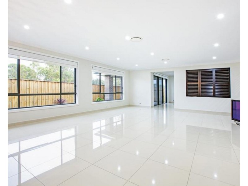 4 Mary Wade Place, Carnes Hill NSW 2171