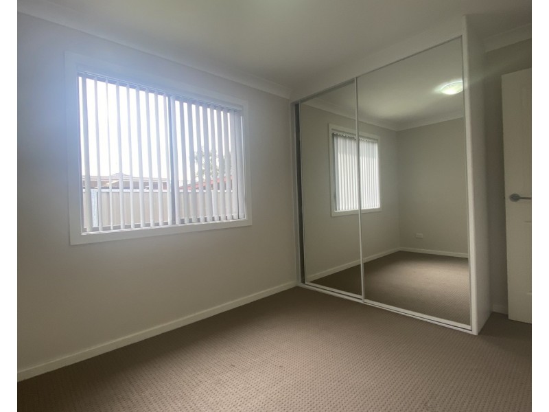 5A Caines Crescent, St Marys NSW 2760