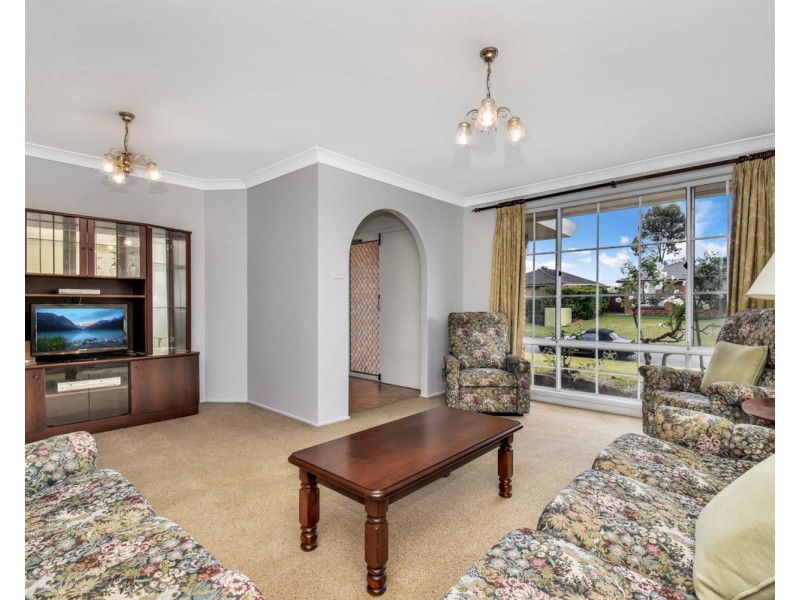 5 Bellini Place, St Clair NSW 2759