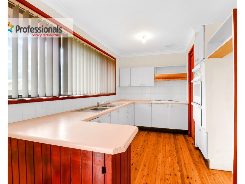 110 Torres Crescent, Whalan NSW 2770