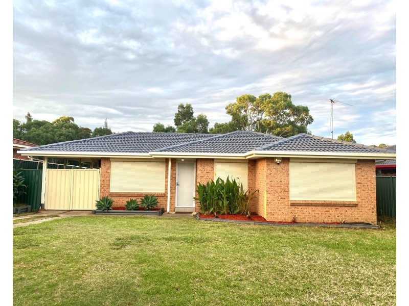 123 Stockholm Avenue, Hassall Grove NSW 2761