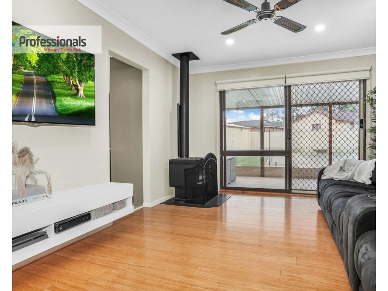 99 Captain Cook Drive, Willmot NSW 2770