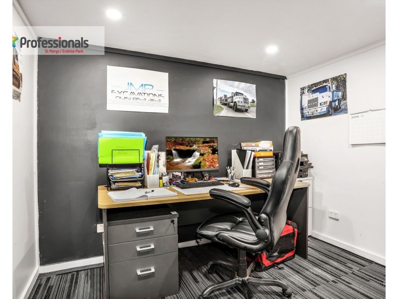 99 Captain Cook Drive, Willmot NSW 2770