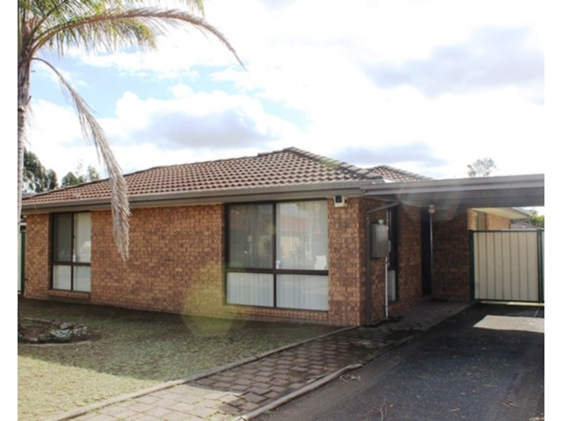 18 Toucan Crescent, Plumpton NSW 2761