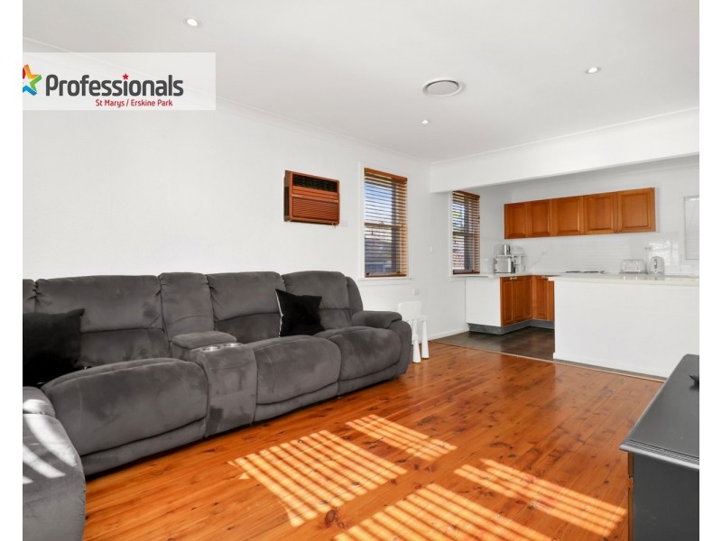 5 Le Maire Avenue, Lethbridge Park NSW 2770