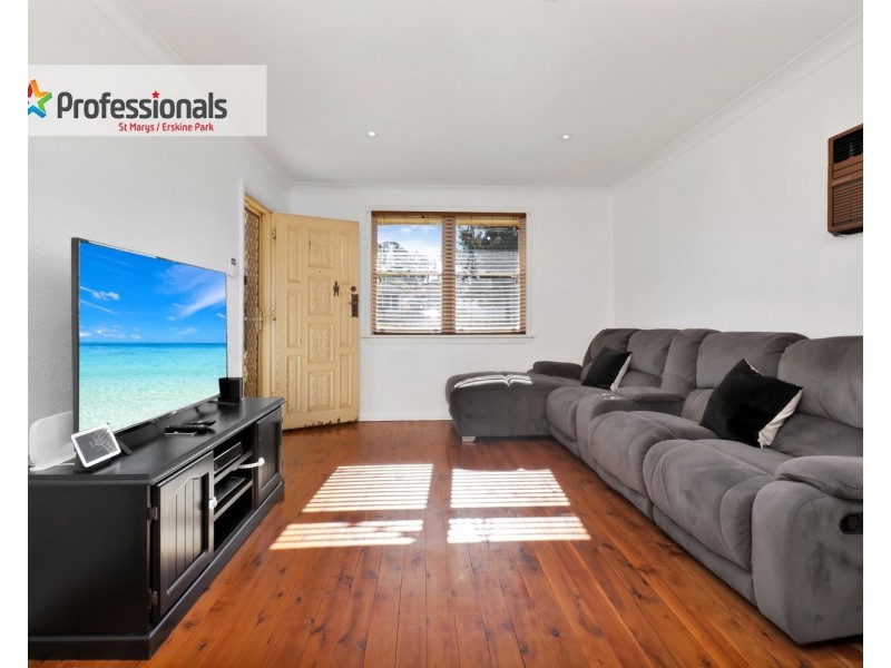 5 Le Maire Avenue, Lethbridge Park NSW 2770