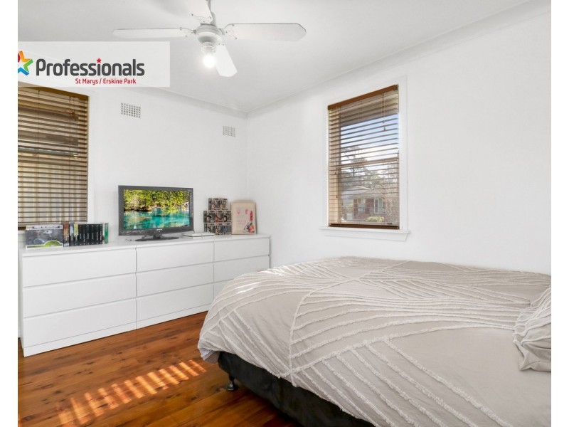 5 Le Maire Avenue, Lethbridge Park NSW 2770