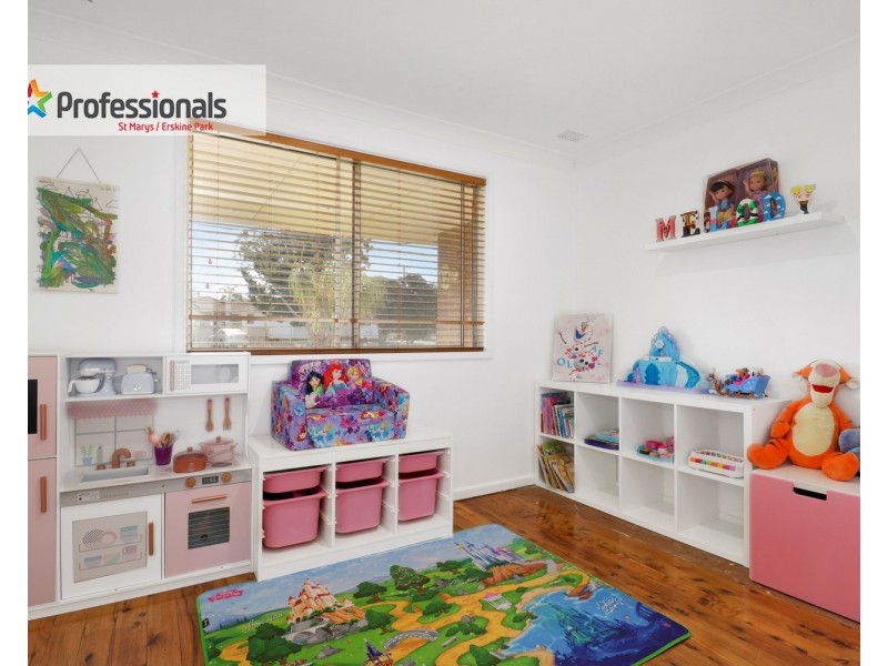 5 Le Maire Avenue, Lethbridge Park NSW 2770