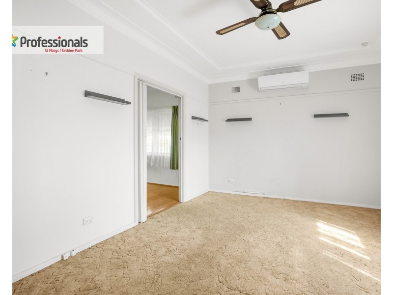 12 John Street, St Marys NSW 2760