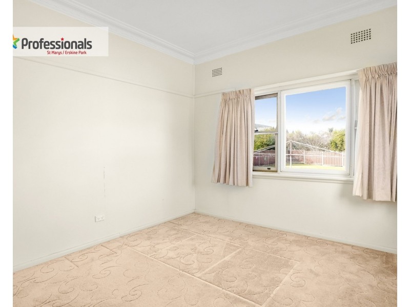 12 John Street, St Marys NSW 2760