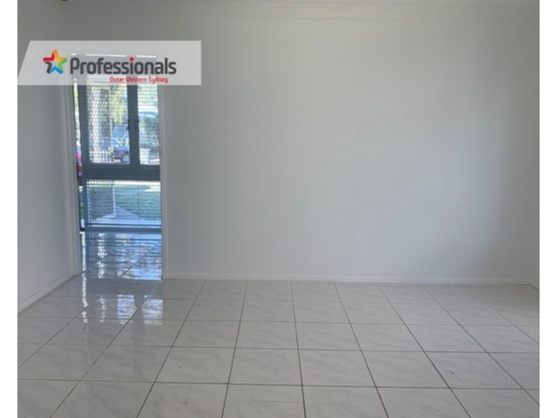 9 Arnhem Place, Willmot NSW 2770