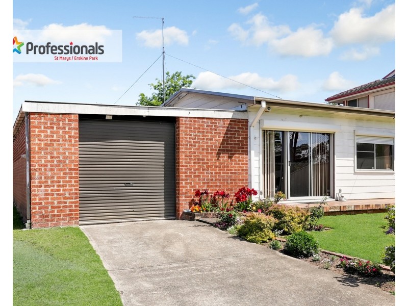 8b Jamison Road, Kingswood NSW 2747