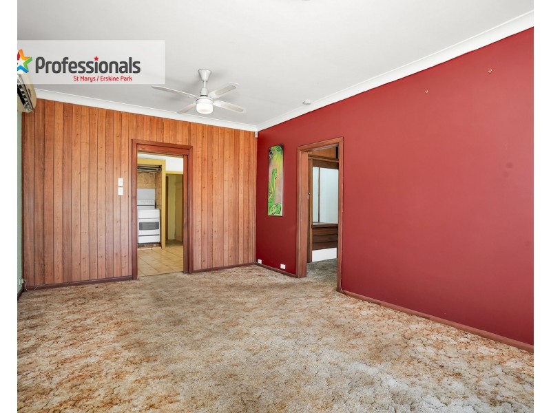8b Jamison Road, Kingswood NSW 2747