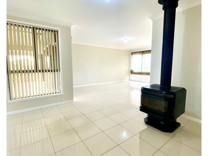 1 Peppertree Drive, Erskine Park NSW 2759