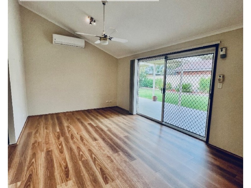 8 Honeyeater Place, Erskine Park NSW 2759