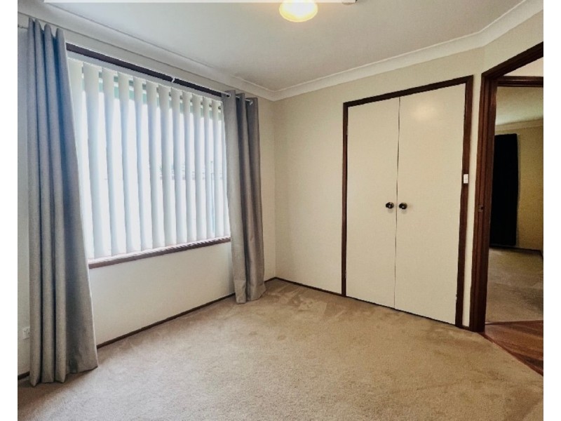 8 Honeyeater Place, Erskine Park NSW 2759