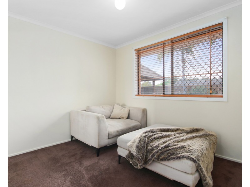 27 Amazon Place, St Clair NSW 2759