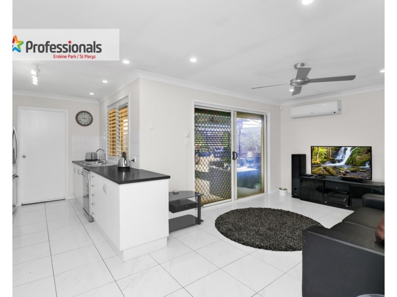 6 Tarawa Road, Lethbridge Park NSW 2770