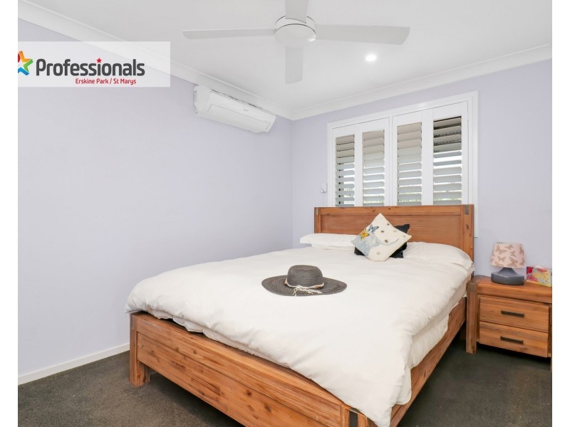 6 Tarawa Road, Lethbridge Park NSW 2770