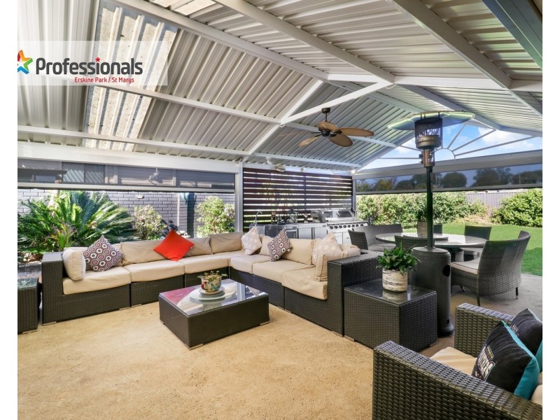 6 Tarawa Road, Lethbridge Park NSW 2770