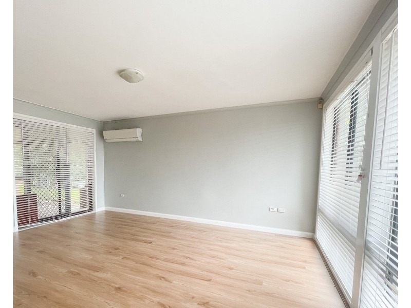 54 Pinecreek Circuit, St Clair NSW 2759