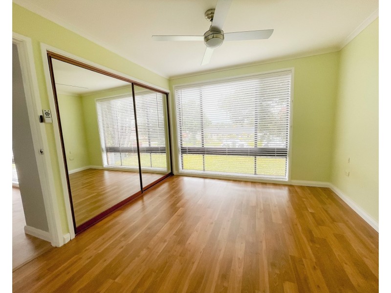 54 Pinecreek Circuit, St Clair NSW 2759