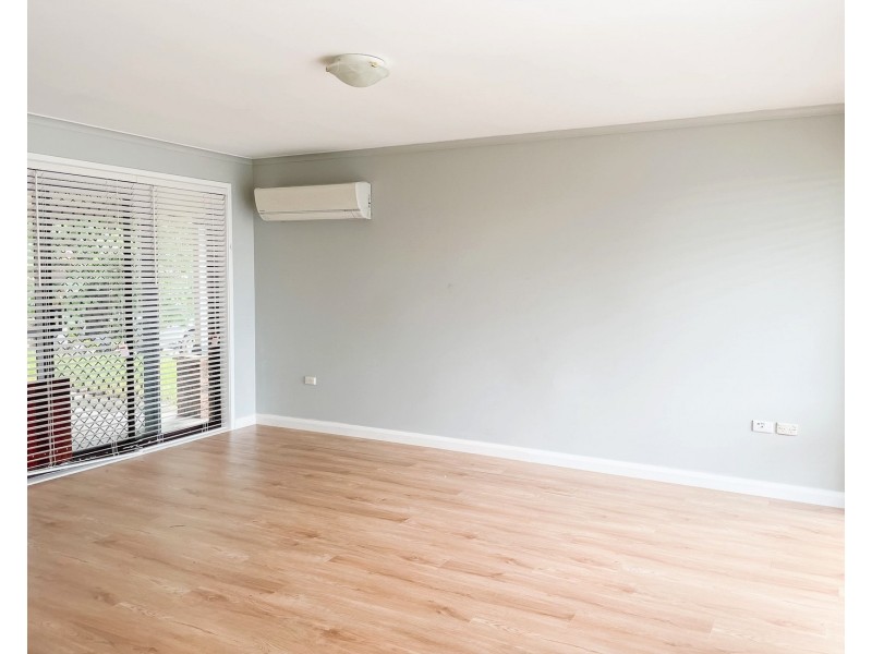 54 Pinecreek Circuit, St Clair NSW 2759