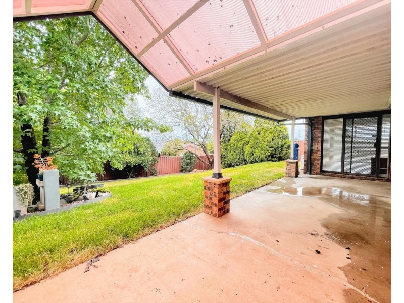 54 Pinecreek Circuit, St Clair NSW 2759