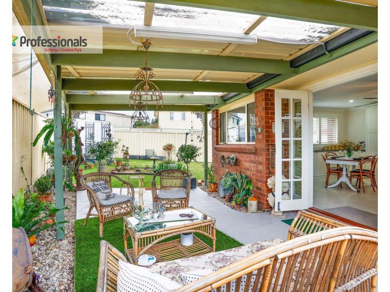 2/11 Chausson Place, Cranebrook NSW 2749