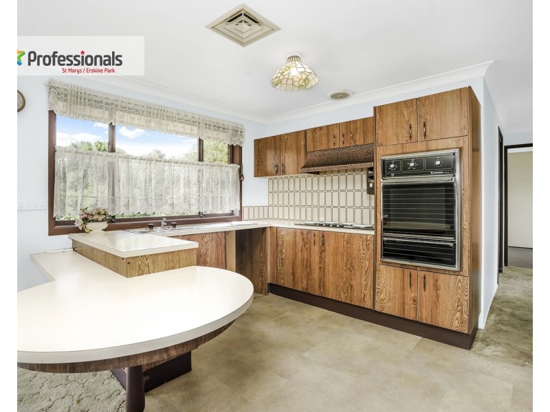 5 Harvest Drive, Werrington Downs NSW 2747